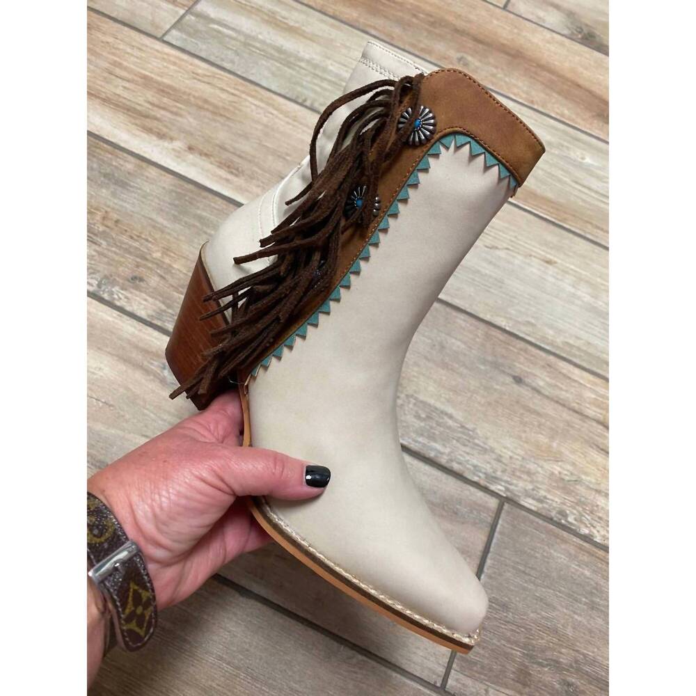 NEW ARIDER women's fringe denim boots with conchos in cream and turquoise